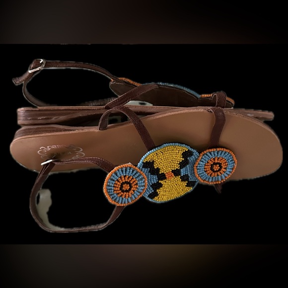 Woman's beaded flat sandals size 9.5 - Picture 3 of 9